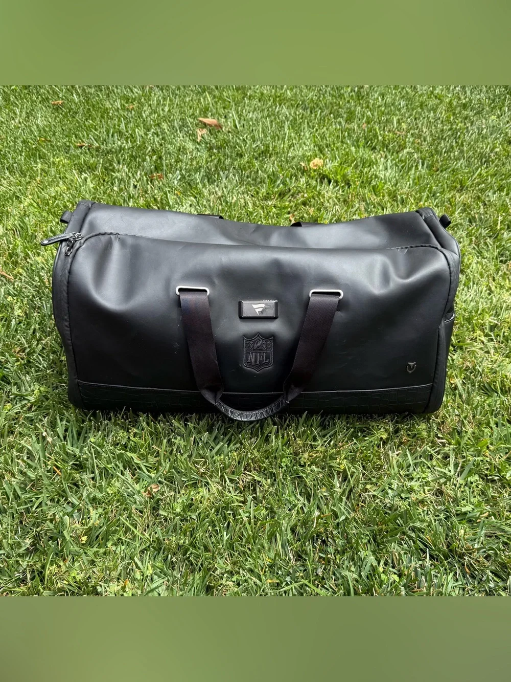 Vessel NFL Duffel/Garment Bag